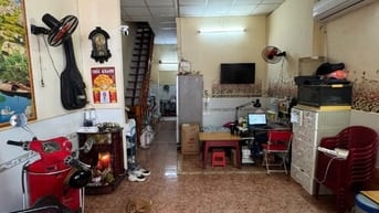 CHÍNH CHỦ CẦN BÁN NHANH nhà đường Đoàn Văn Bơ , phường 16 , quận 4