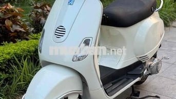 VESPA TRẮNG MÁY  NGUYÊN ZIN