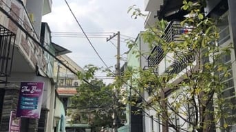 NHÀ 2LẦU HXH ĐƯỜNG SỐ 7 , PHƯỜNG 3 , QUẬN - GV