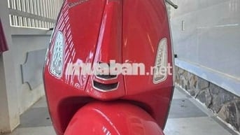 Xe tay ga Vespa Sprint 125 màu cam chính chủ