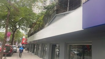 Chính chủ cho thuê mặt tiền rộng tầng 1 phố Thái Hà, 166m2, 222m2