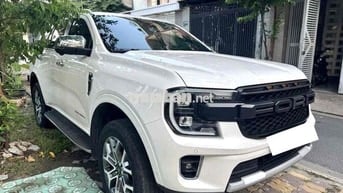Ford Everest Titanium 2022 2.0L AT 4x4 - 28.000 km