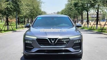 VinFast Lux A2.0 2019 Premium 2.0 AT - 25000 km