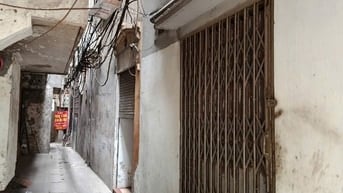Bán nhà trong ngõ phố Hoà Bình 7 phố Minh Khai, DT 37m2 x3 tầng cũ