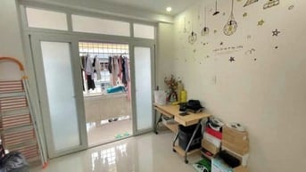 Chung cư 10A Trần Nhật Duật, Tân Định, Q1: 75m2, 2pn, ban công 12tr5