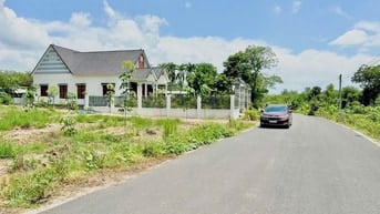 ĐẤT NHÀ BÁN NHANH 630M2 THỔ CƯ GẦN CHỢ, TRƯỜNG DÂN ĐÔNG. GIÁ 240TR/SỔ