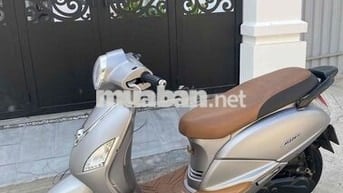 Elizabeth fi màu nhám biển 72 xe đẹp mấy zin