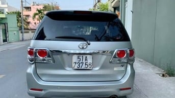 Bán xe đang sử dụng hiệu Toyota Fortuner bản V