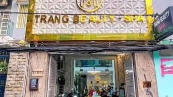 BÁN NHÀ GÓC KINH DOANH HẺM LÀM ĐẸP ĐƯỜNG 18B-CÔNH CHỨNG NGAY