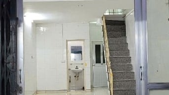 Cho thuê cặp 2 nhà ngõ 93 phố Nghĩa Dũng, Ba Đình