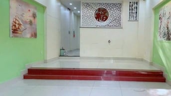 Tôi cần cho thuê nhà nguyên căn 3 lầu KDC 13E Intresco đường 12m 