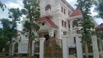 Chính chủ bán biệt thự Linh Đàm, đường rộng, gần hồ Linh Đàm, DT 250m2