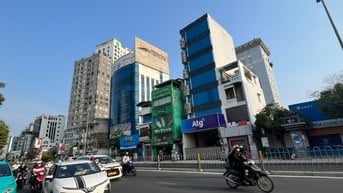 Nhà cho thuê nguyên căn tiện kinh doanh và ở