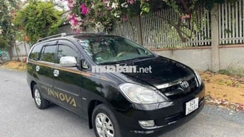 Toyota Innova 2007 J