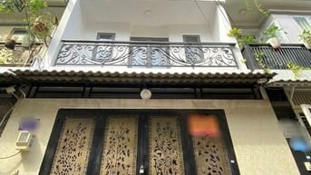 Cần cho thuê gấp nhà HXH 386/6A Lê Văn Sỹ P.14 Quận 3.