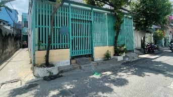 Nhà CĂN GÓC 132M2(8X16.5)2 Tầng-HẺM THÔNG 1/ XE HƠI TRÁNH- DT 20tr/th