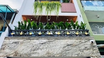 Trả nợ cho con bán gấp nhà Lưu Hữu Phước, p15,Q8. Chỉ 2,43tỷ. 64m2.