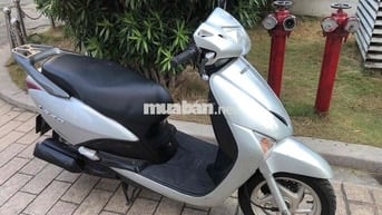 Honda lead Fi 110 màu bạc 2010 zin đẹp bstp