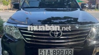 Toyota Fortuner 2014 - 100000 km