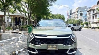Kia Sportage 2023 Signature 1.6T AWD - 30200 km