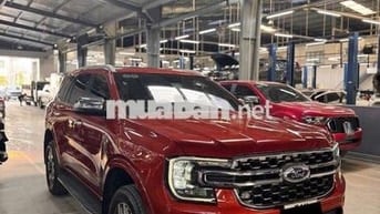 Ford Everest 2.0Titanium 4x2AT sx 2022 - 24000 km