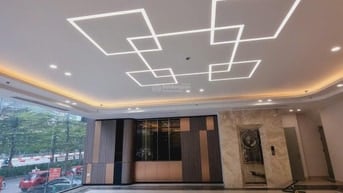 Cho thuê toà mặt đường Láng, 280m2