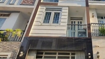 Bán nhà hẻm 6m 110/1/8 Tô Hiệu 4 x 13m đúc 3 lầu, giá 7,6 tỷ