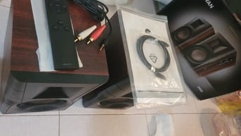 Loa Swan D100 xinh, ngoan, còn thơm mùi hộp like new 99%