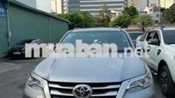Toyota Fortuner 2017 2.4G 4x2 - 170000 km