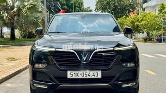 Vinfast Lux SA Base 2021