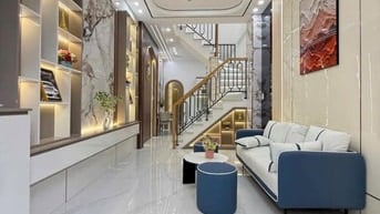 Chủ chuyển công tác ra Hà Nội bán căn Đường Đồng Nai p15 q10. 1,930tỷ