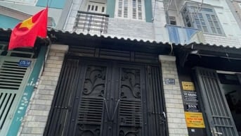 Nhà hẻm xe tải, cách đường lớn 30m