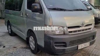 TOYOTA 6 CHỖ 850KG MÁY DẦU