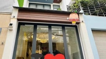 Chính chủ bán nhà đường Nguyễn Thị Minh Khai, P5, Q3, 70m2, 4 tỷ150 sổ