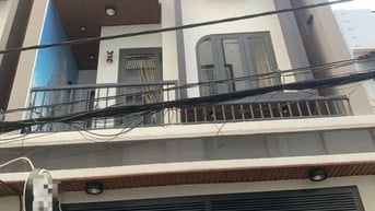 Cần cho thuê nhà HXH 86/2A Phổ Quang P.2 Q.Tân Bình gần CV Gia Định.