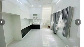 Chính chủ cho thuê nhà mặt tiền, căn góc Q12
