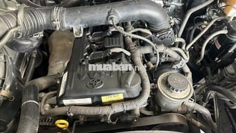 Toyota Innova 2015 E - 180000 km