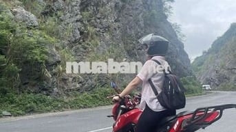 Benelli TnT125 xe ít sử dụng chào các thanh niên