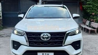 Toyota Fortuner 2020 2.7V 4x2 AT - 46000 km