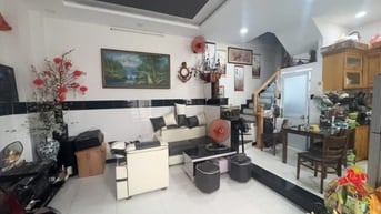  Nhà Phan Huy Thực 60m2 sát bên trường Tiểu Học Tân Quy, giá 3tỷ270