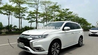 Mitsubishi Outlander 2022 - 28000 km