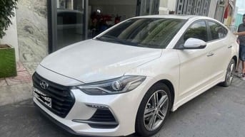 Hyundai Elantra 2018 sport 1.6 odo 25.000km