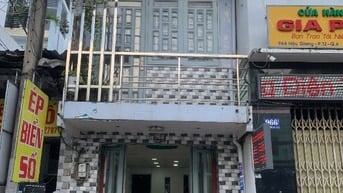 Bán nhà mặt tiền đường Hậu Giang 