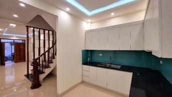 🏠 BÁN NHÀ ĐẸP 5 TẦNG 51m2 TẠI YÊN HÒA – CẦU GIẤY, HÀ NỘI – GIÁ 9,3 TỶ