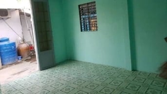 Bán nhà cấp 4 sổ đỏ riêng ấp 5 Thạnh Đức,DT: 4x8 =32 m2 giá 400 tr