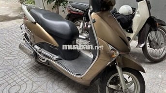 Bán xe Lead nâu vàng 110cc 2011 chính chủ ở Hà Nội