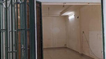 Cho thuê nhà nguyên căn 66/14 Nguyễn Phúc Nguyên P9, Q3