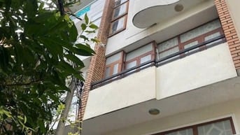 Bán nhà 5 tầng HXH Nguyễn Đình Chính , P8 , 59m2 , 7,6tỷ. 0866408299