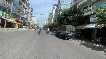 NHÀ MẶT TIỀN 133M2( 5X26) MẶT TIỀN KINH DOANH phạm văn bạch