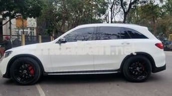 Mercedes Benz GLC 2018 300 4MATIC - 75000 km